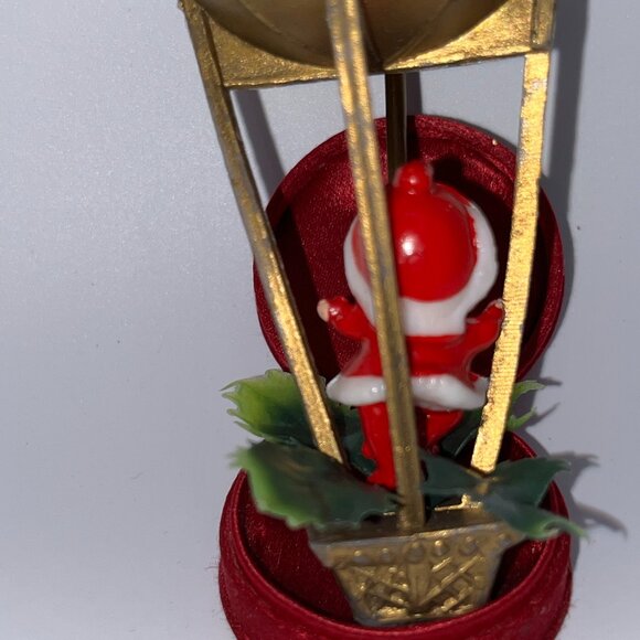 Vintage Pixie Elf Santa's Helper Hot Air Balloon Ornament Kitsch Holly Berry Elf - Picture 8 of 16